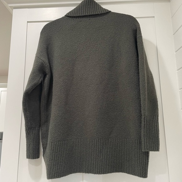 Daily Ritual Sweater Size XS - Picture 4 of 4